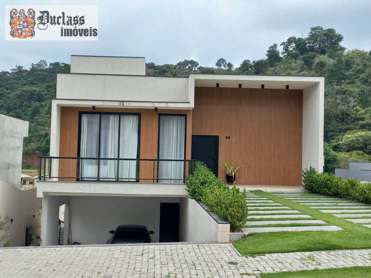 Casa de Condomínio à venda com 3 quartos, 234m² - Foto 1