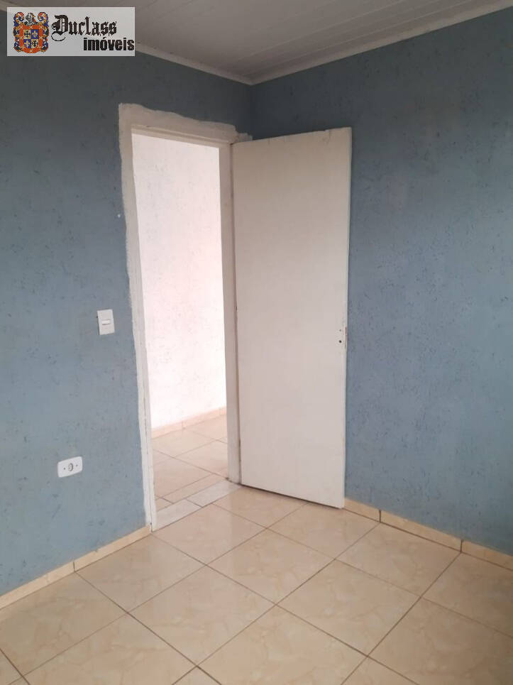 Casa à venda com 2 quartos, 350m² - Foto 18