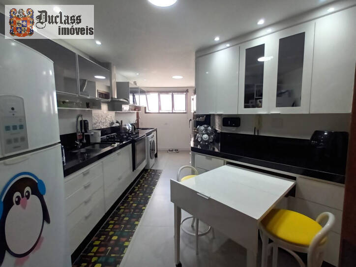 Apartamento à venda com 3 quartos, 177m² - Foto 16