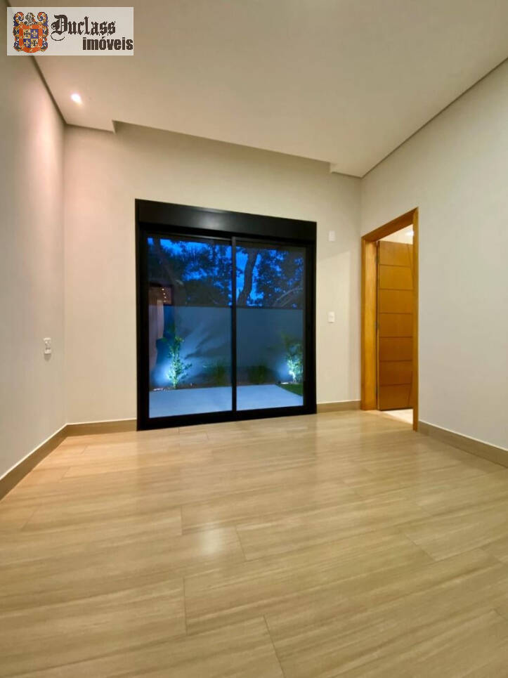 Casa de Condomínio à venda com 3 quartos, 250m² - Foto 15