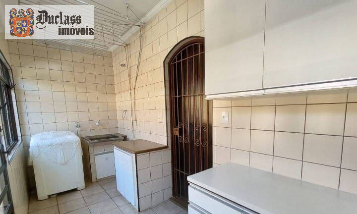 Casa à venda com 3 quartos, 189m² - Foto 24