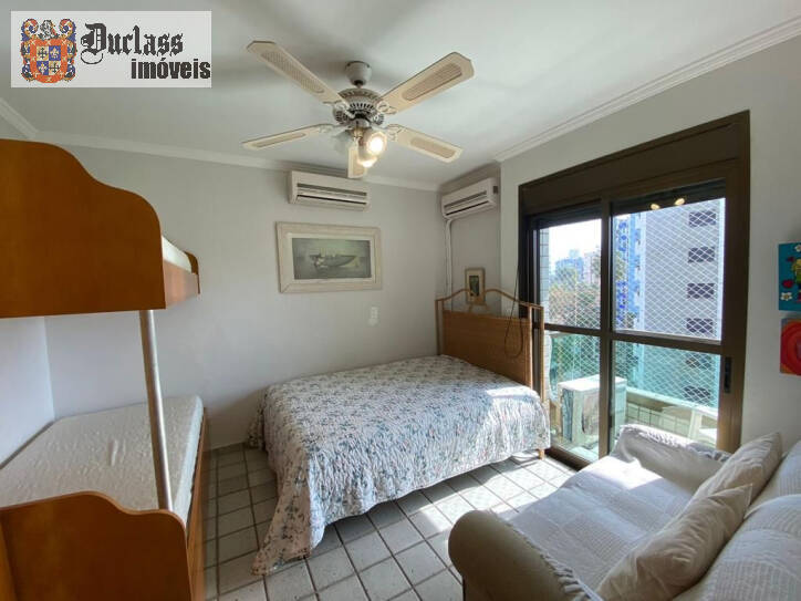 Apartamento à venda com 4 quartos, 236m² - Foto 14