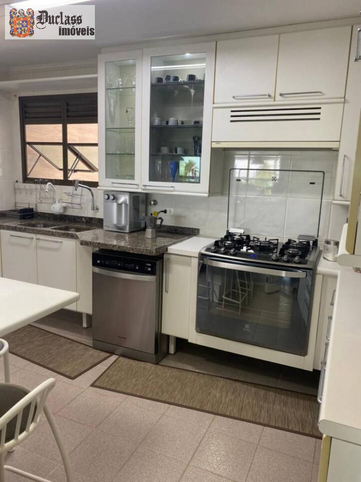 Apartamento à venda com 4 quartos, 240m² - Foto 19