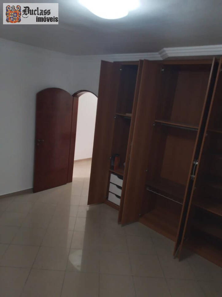 Casa à venda e aluguel com 4 quartos, 320m² - Foto 19