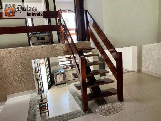 Casa de Condomínio à venda com 5 quartos, 256m² - Foto 4