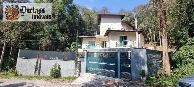 Sobrado à venda com 4 quartos, 417m² - Foto 1