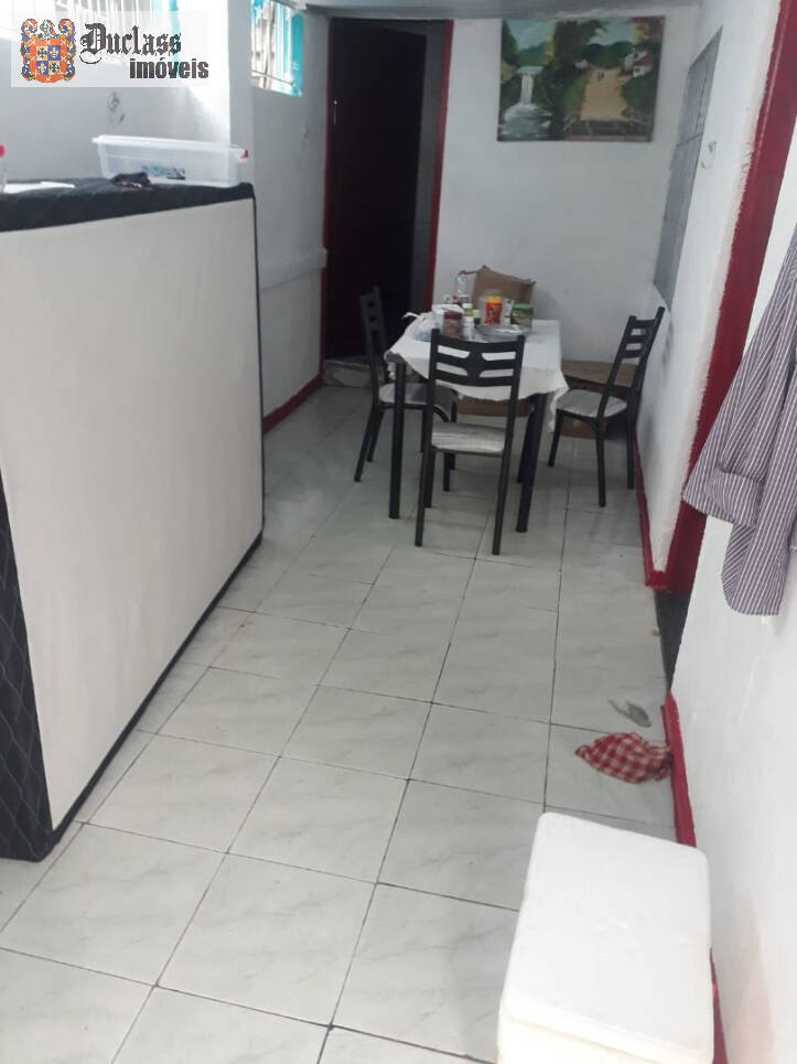 Casa à venda com 4 quartos, 250m² - Foto 11