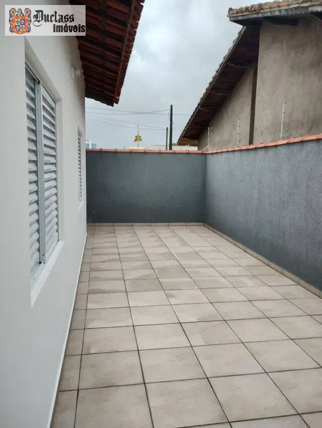 Casa à venda com 3 quartos, 140m² - Foto 2