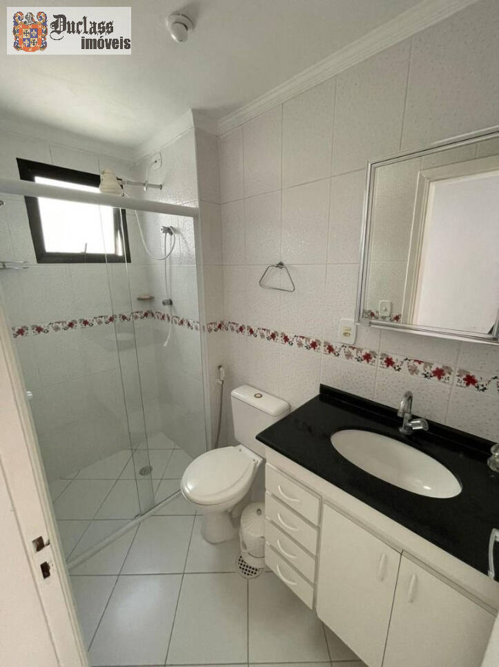 Apartamento à venda com 2 quartos, 70m² - Foto 11