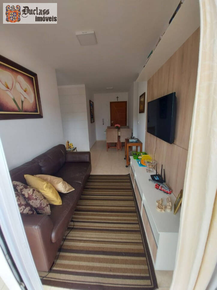 Apartamento à venda com 2 quartos, 60m² - Foto 2