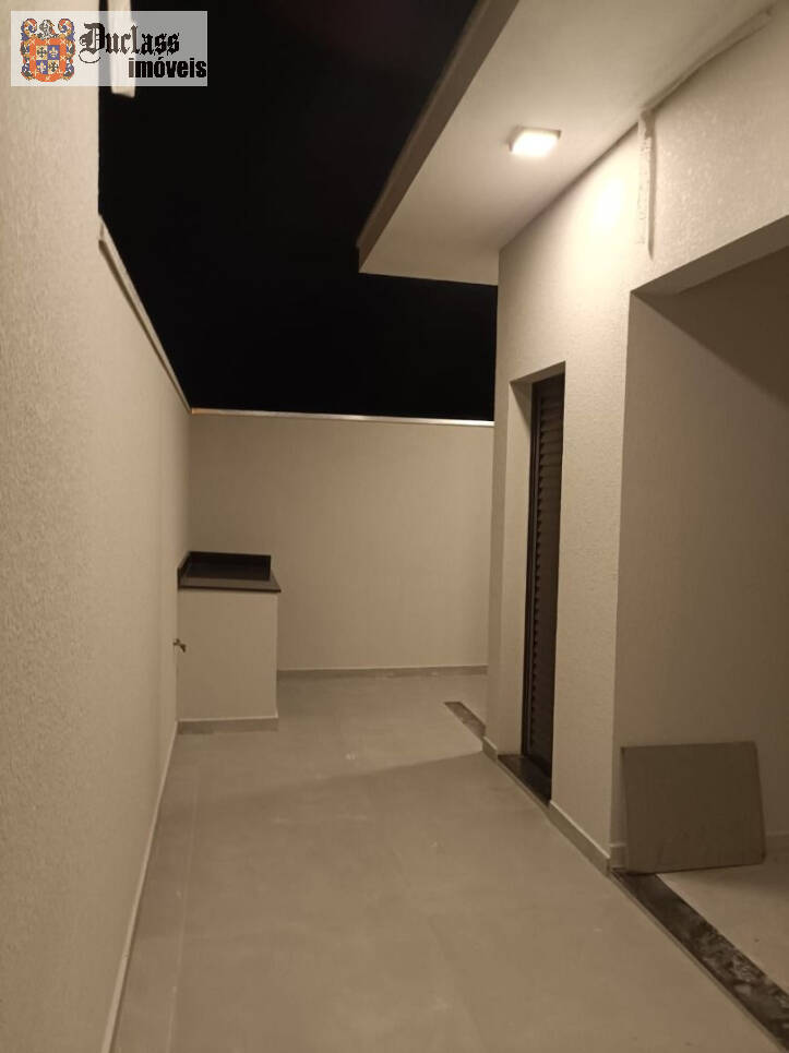 Casa à venda com 3 quartos, 205m² - Foto 16