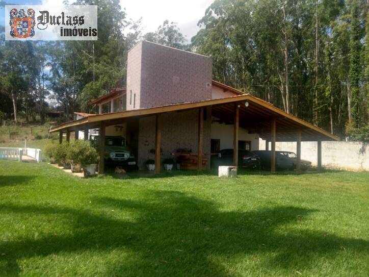 Fazenda à venda com 3 quartos, 850m² - Foto 1