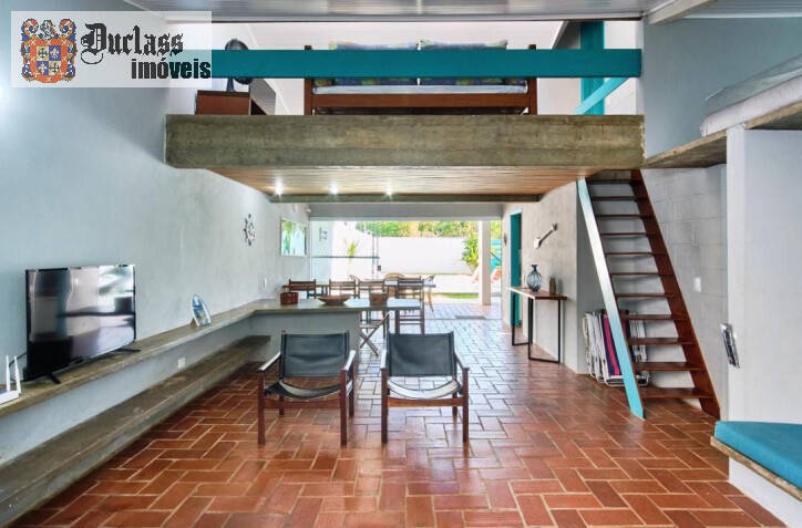 Casa à venda com 3 quartos, 210m² - Foto 10