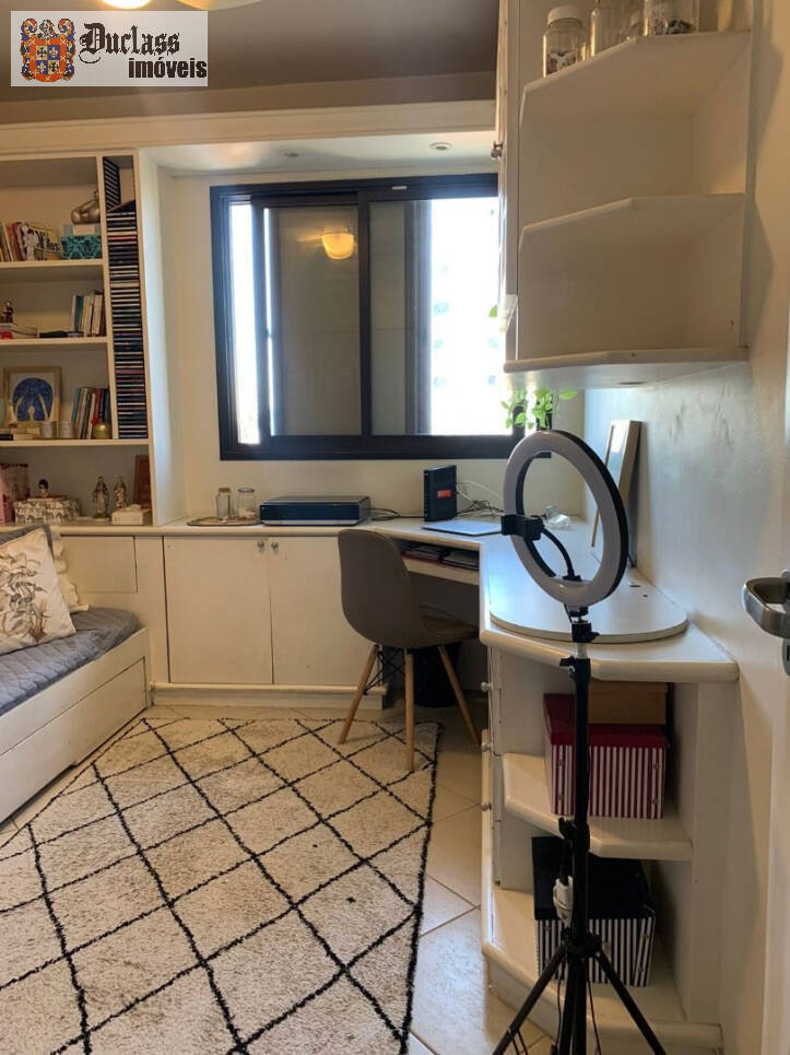 Apartamento à venda com 3 quartos, 146m² - Foto 22