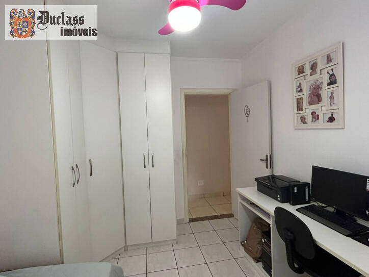 Apartamento à venda com 3 quartos, 107m² - Foto 6