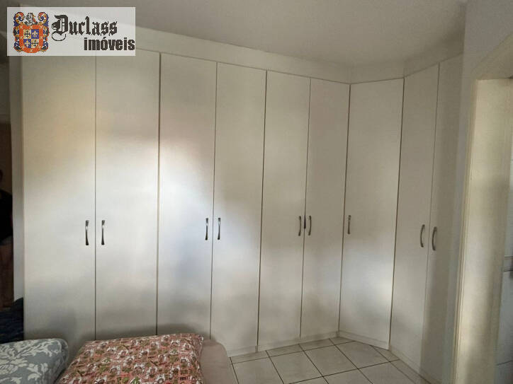 Apartamento à venda com 3 quartos, 107m² - Foto 8