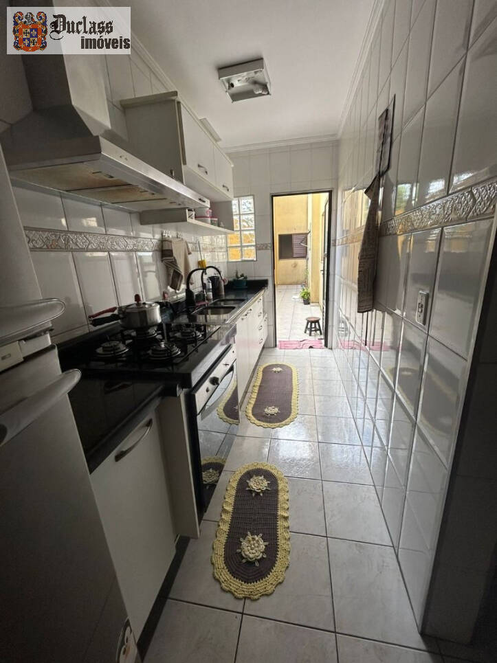 Apartamento à venda com 3 quartos, 107m² - Foto 26