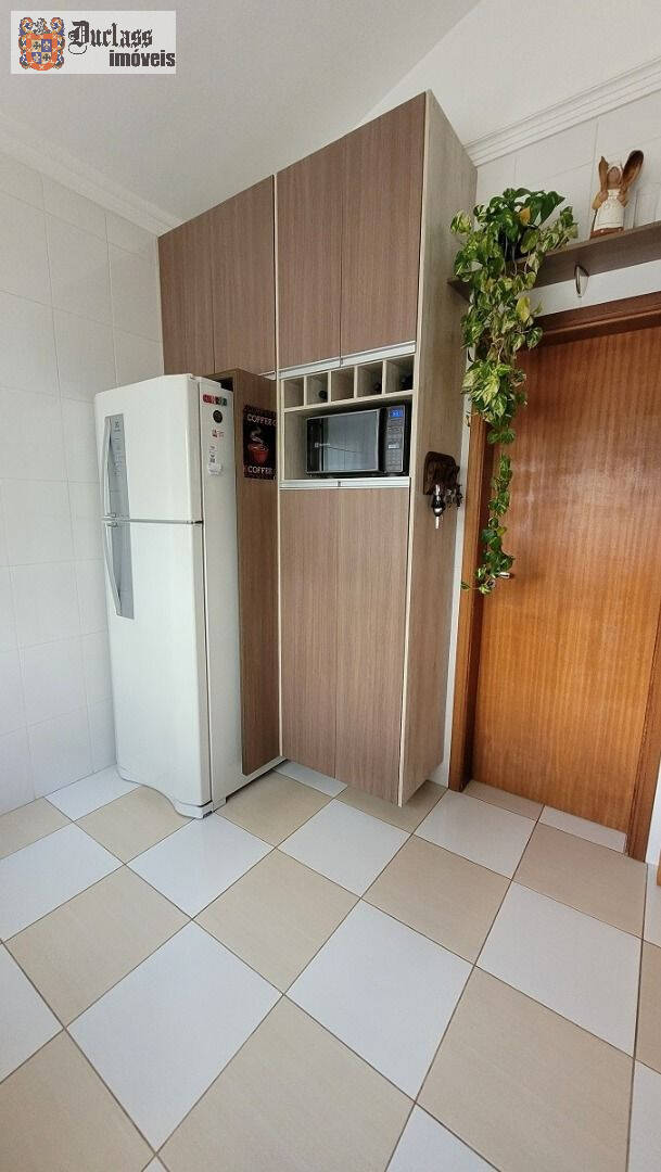 Casa de Condomínio à venda com 4 quartos, 324m² - Foto 35