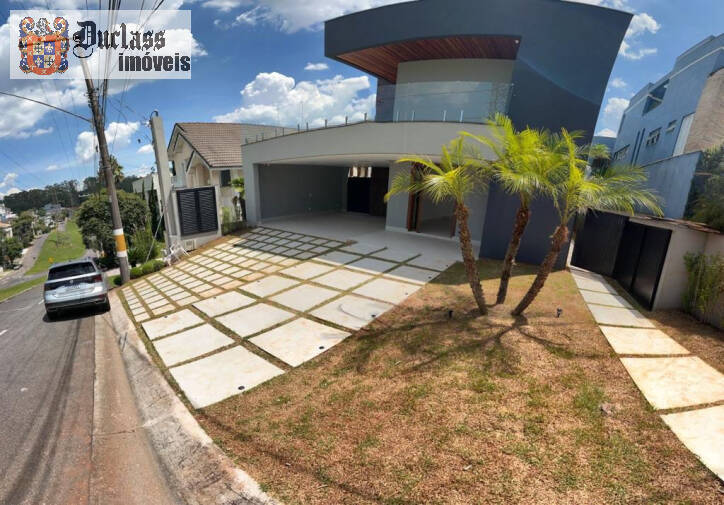 Casa de Condomínio à venda com 4 quartos, 400m² - Foto 1