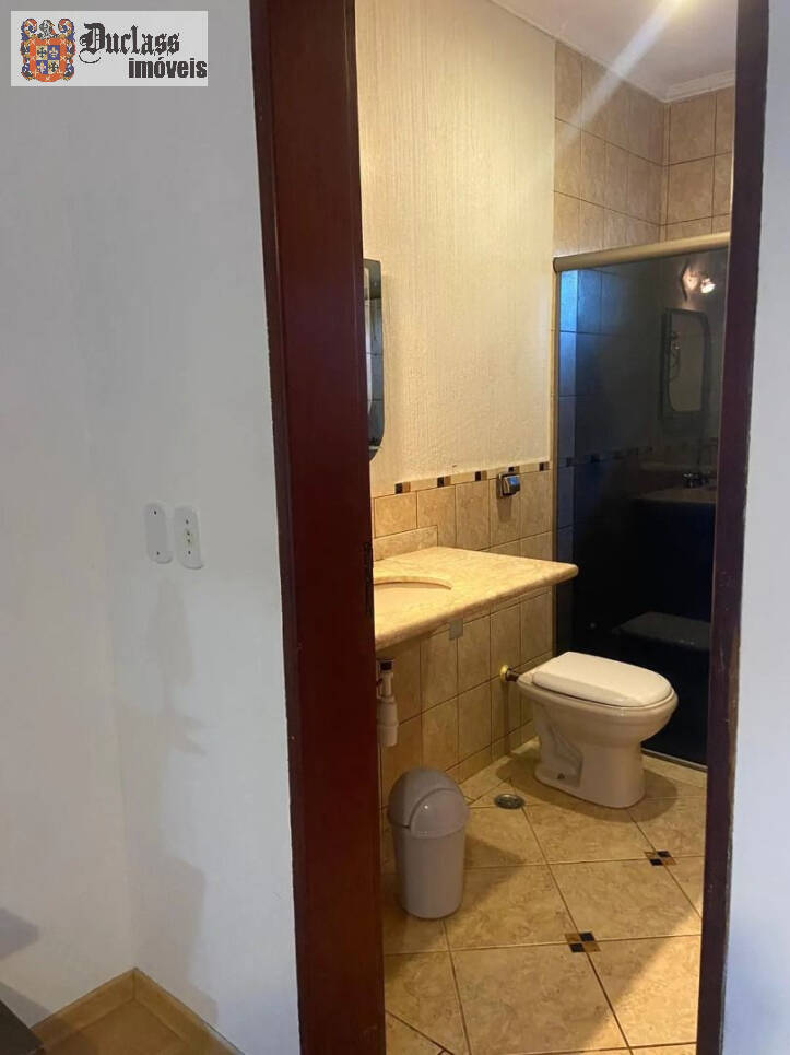 Sobrado para alugar com 4 quartos, 352m² - Foto 45