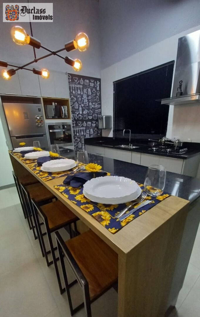 Cobertura à venda com 2 quartos, 90m² - Foto 4