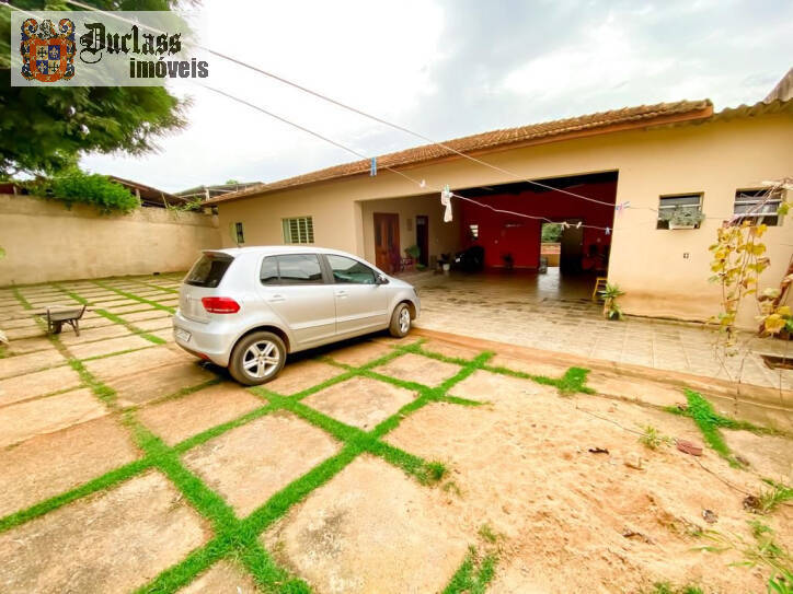 Fazenda à venda com 3 quartos, 200m² - Foto 3