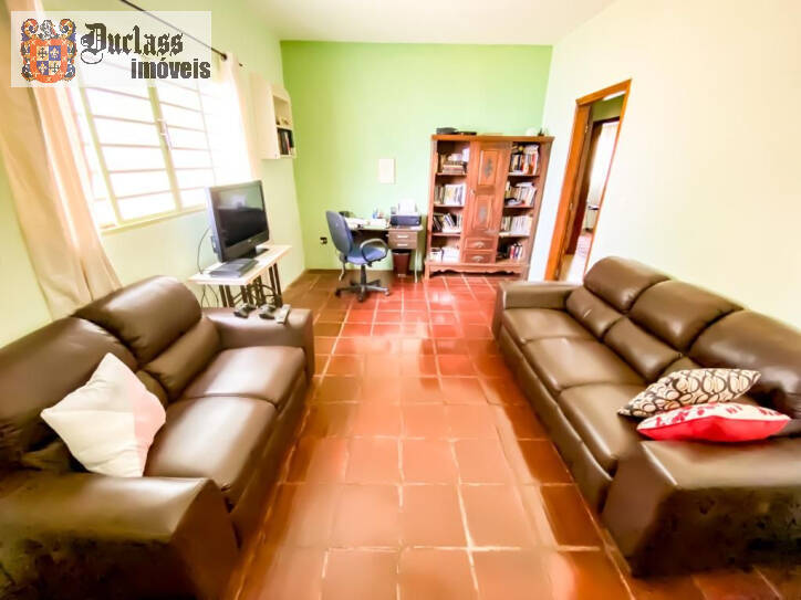 Fazenda à venda com 3 quartos, 200m² - Foto 16