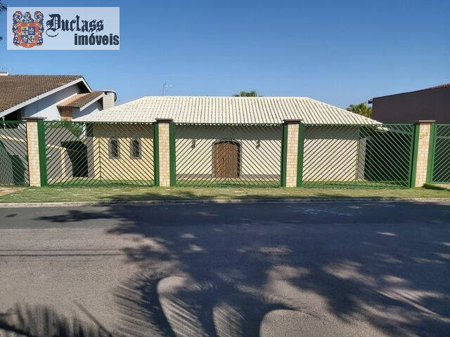 Casa à venda com 4 quartos, 450m² - Foto 1