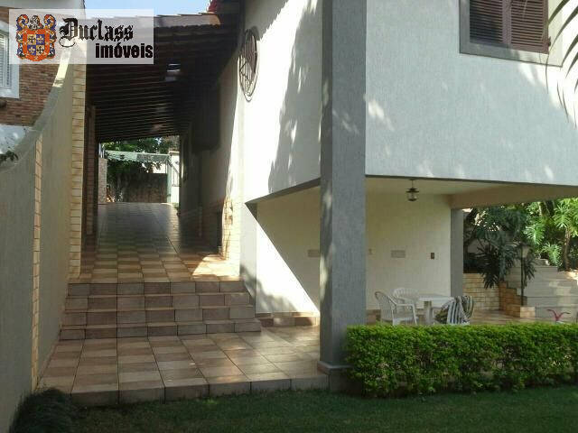 Casa à venda com 4 quartos, 450m² - Foto 4