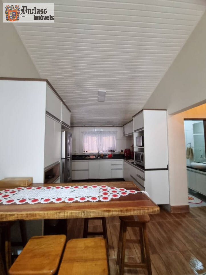 Prédio Inteiro à venda com 8 quartos, 150m² - Foto 16