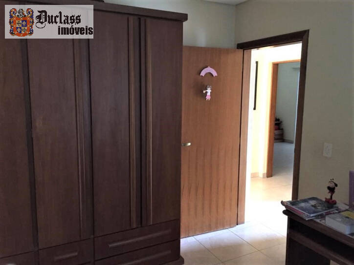 Sobrado à venda com 4 quartos, 298m² - Foto 23