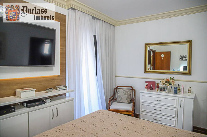 Apartamento à venda com 3 quartos, 207m² - Foto 3