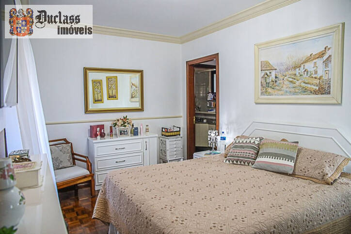 Apartamento à venda com 3 quartos, 207m² - Foto 4