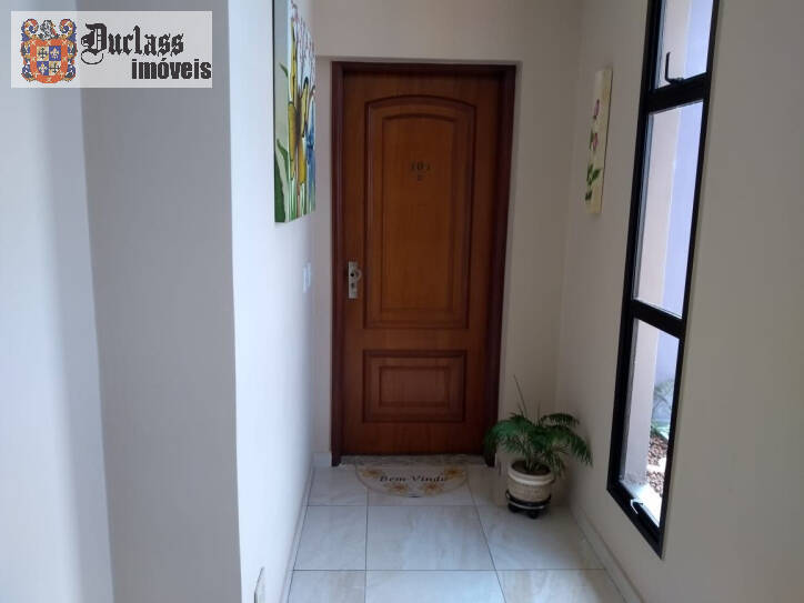 Apartamento à venda com 3 quartos, 140m² - Foto 2