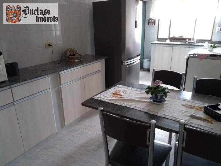 Apartamento à venda com 3 quartos, 140m² - Foto 26