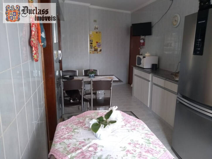 Apartamento à venda com 3 quartos, 140m² - Foto 28