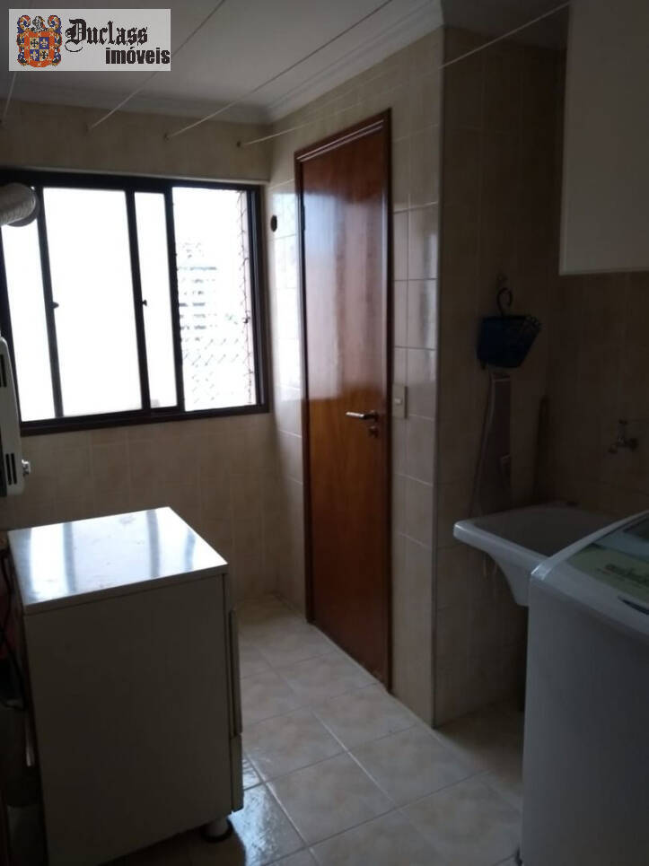 Apartamento à venda com 3 quartos, 140m² - Foto 32