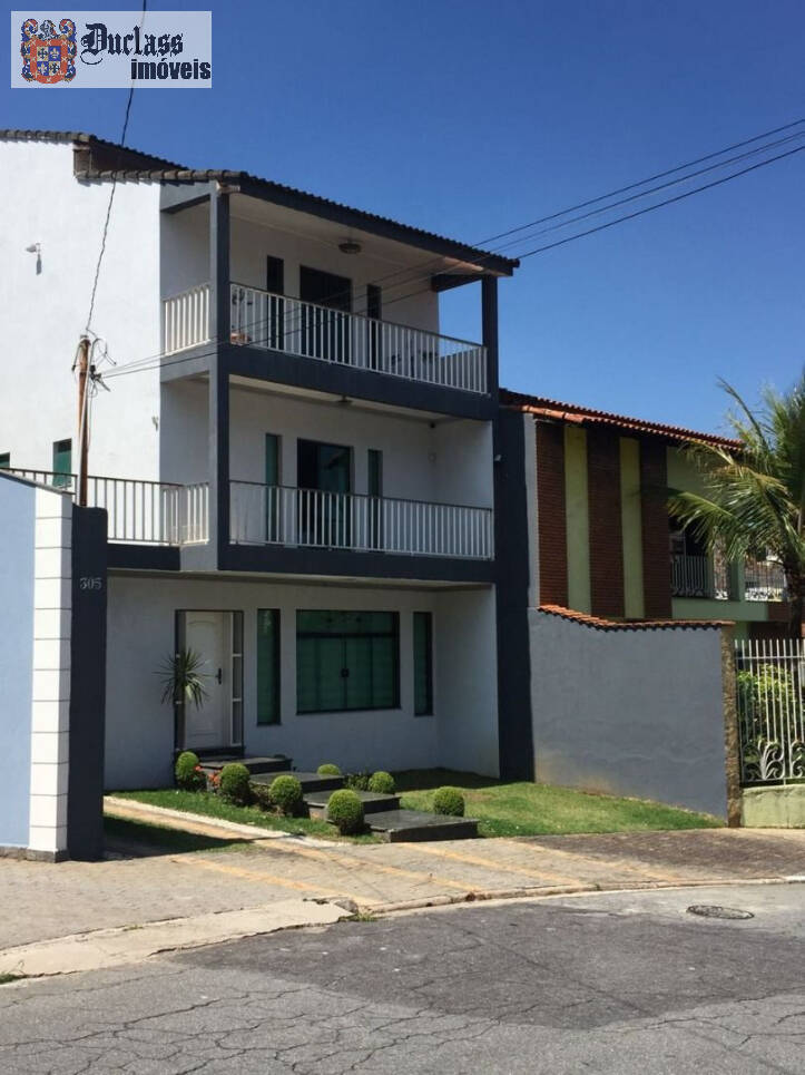 Sobrado à venda com 4 quartos, 416m² - Foto 1