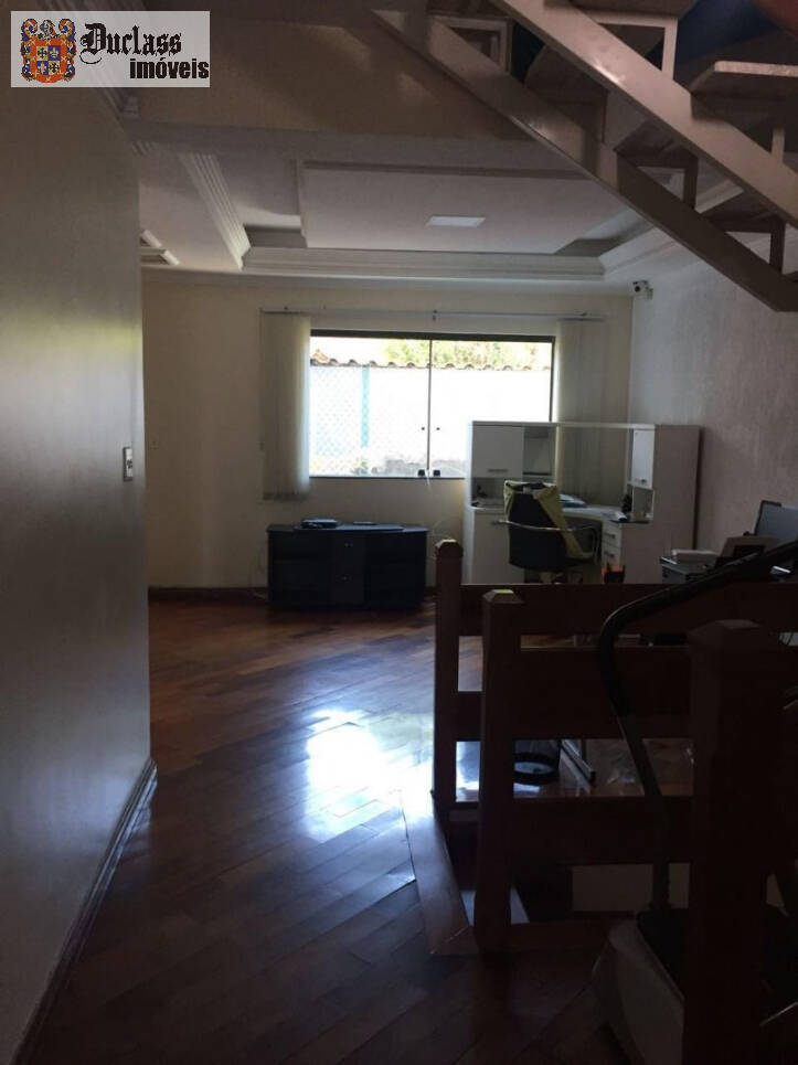 Sobrado à venda com 4 quartos, 416m² - Foto 4