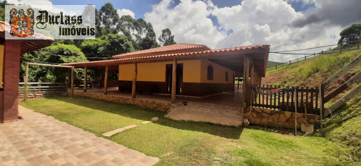 Fazenda à venda com 3 quartos, 300m² - Foto 2