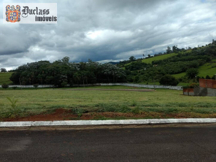 Terreno à venda, 600m² - Foto 1